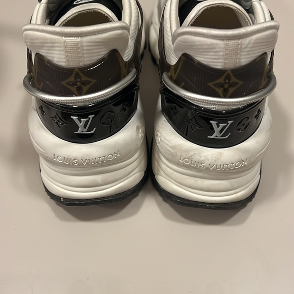 Louis Vuitton sneakers - Picture 4 of 4
